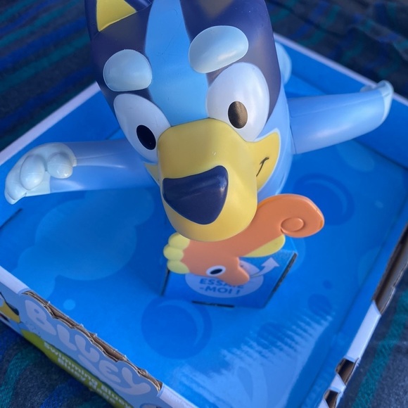Bluey Swim toy for Bath - Picture 3 of 4